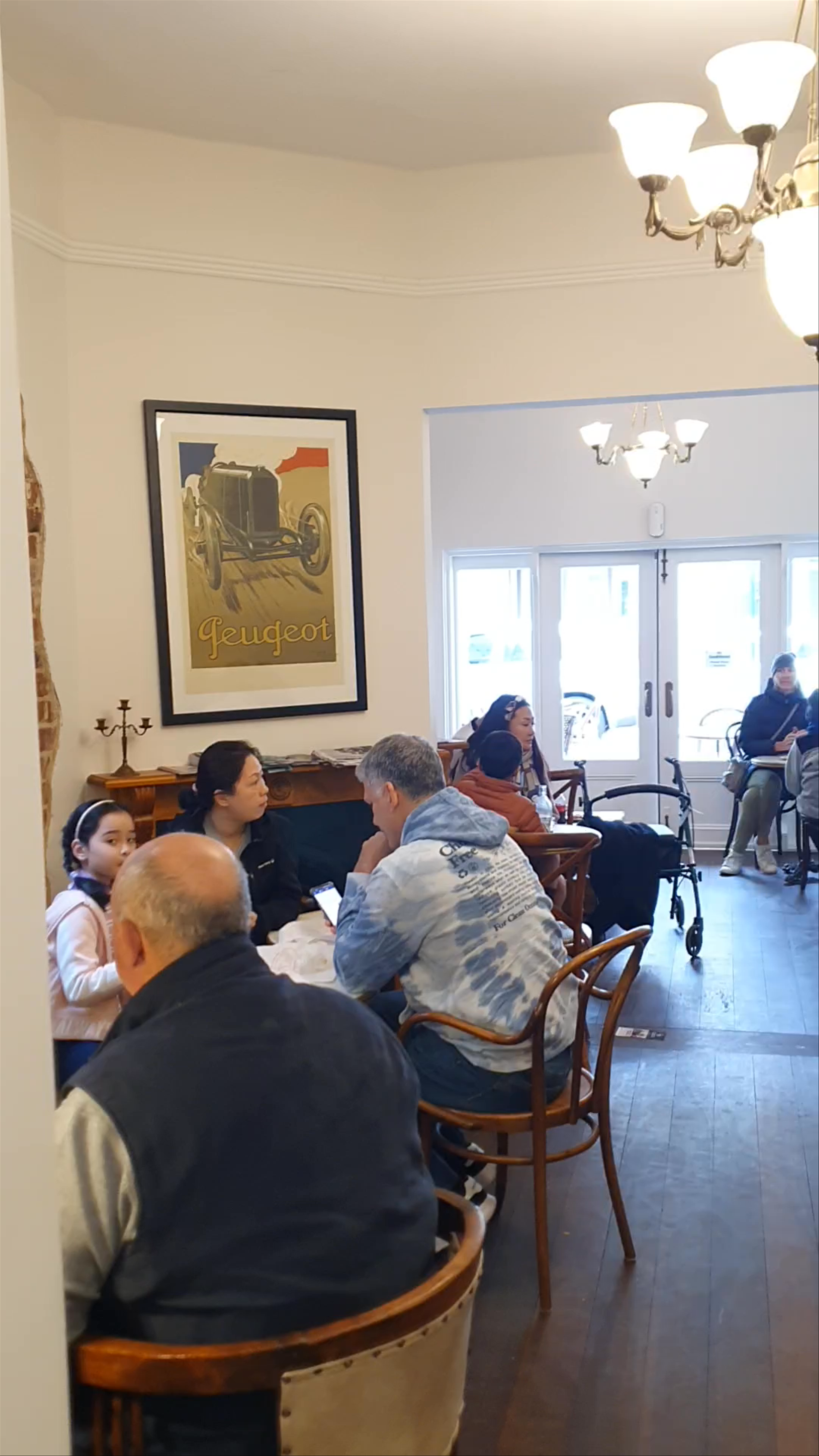 Chez Jean-Claude Patisserie: Cozy Café Moments in Subiaco