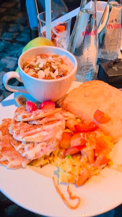 Y Lounge - Video all the YUMMY Bites:) - Lounges Near Me - Highland, California
