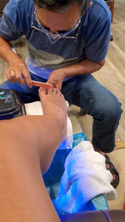 Crystal Nails - He did a great job on my toes. - Nail Salons Near Me - Orlando, Florida