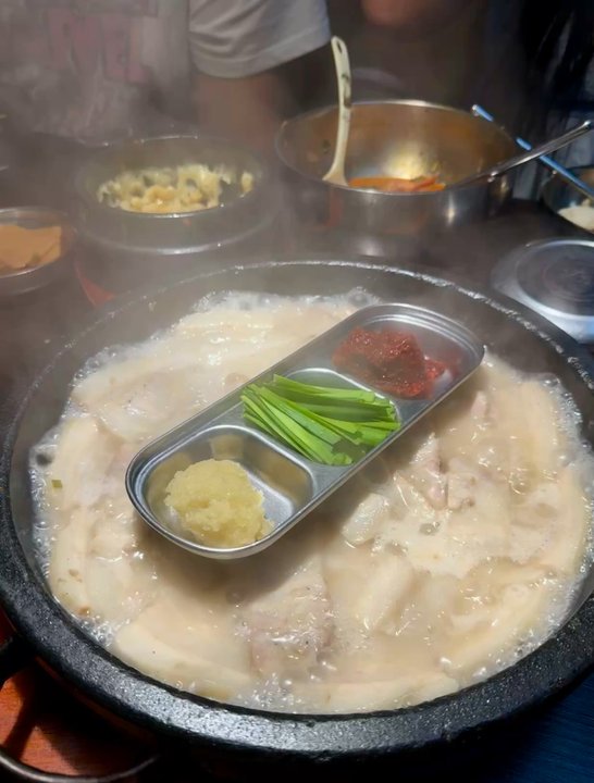 Dawa Kitchen - Korean Near Me - Garden grove, California