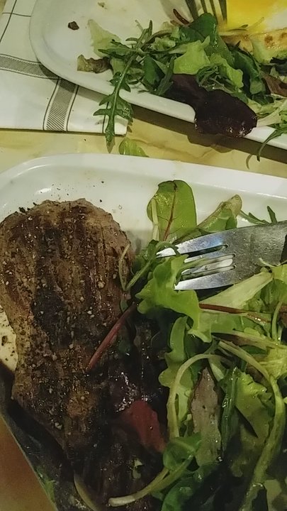 Le Petit Cler - Le Gordon Ramsay gives it a 4 out of cinque! Monseur Jake Gyllenhaal says tres bien - Bistros Near Me - Paris, 75