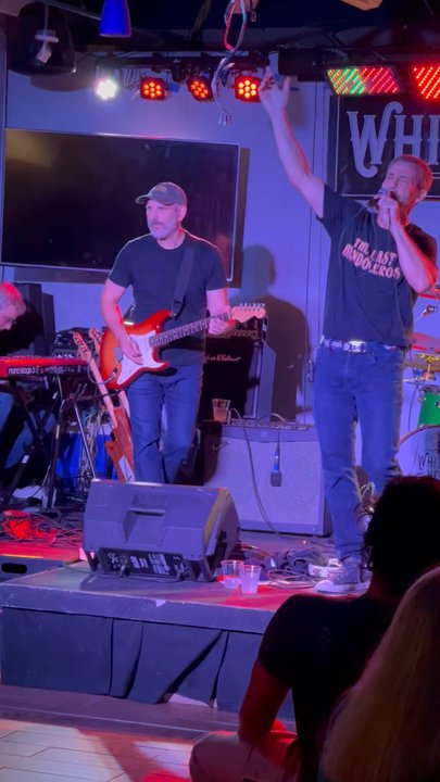 Caddies - Whiskey Neat band- modern rock  Fun night !!! - American Near Me - Bethesda, Maryland