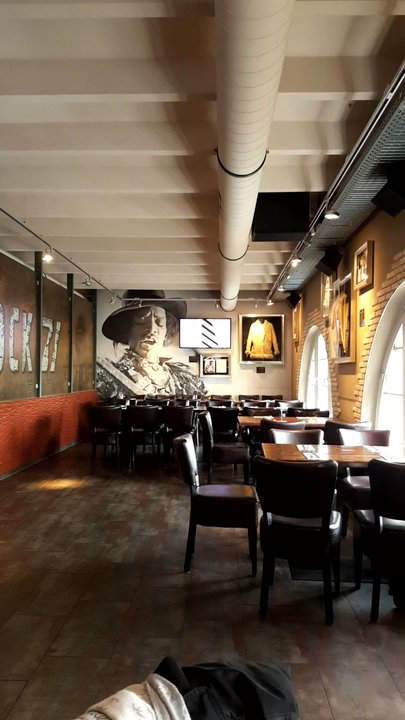 Hard Rock Cafe - American Near Me - Hamburg, HH