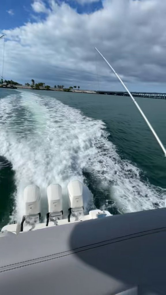 Beautiful 42’ Boston Whaler crushing it offshore!