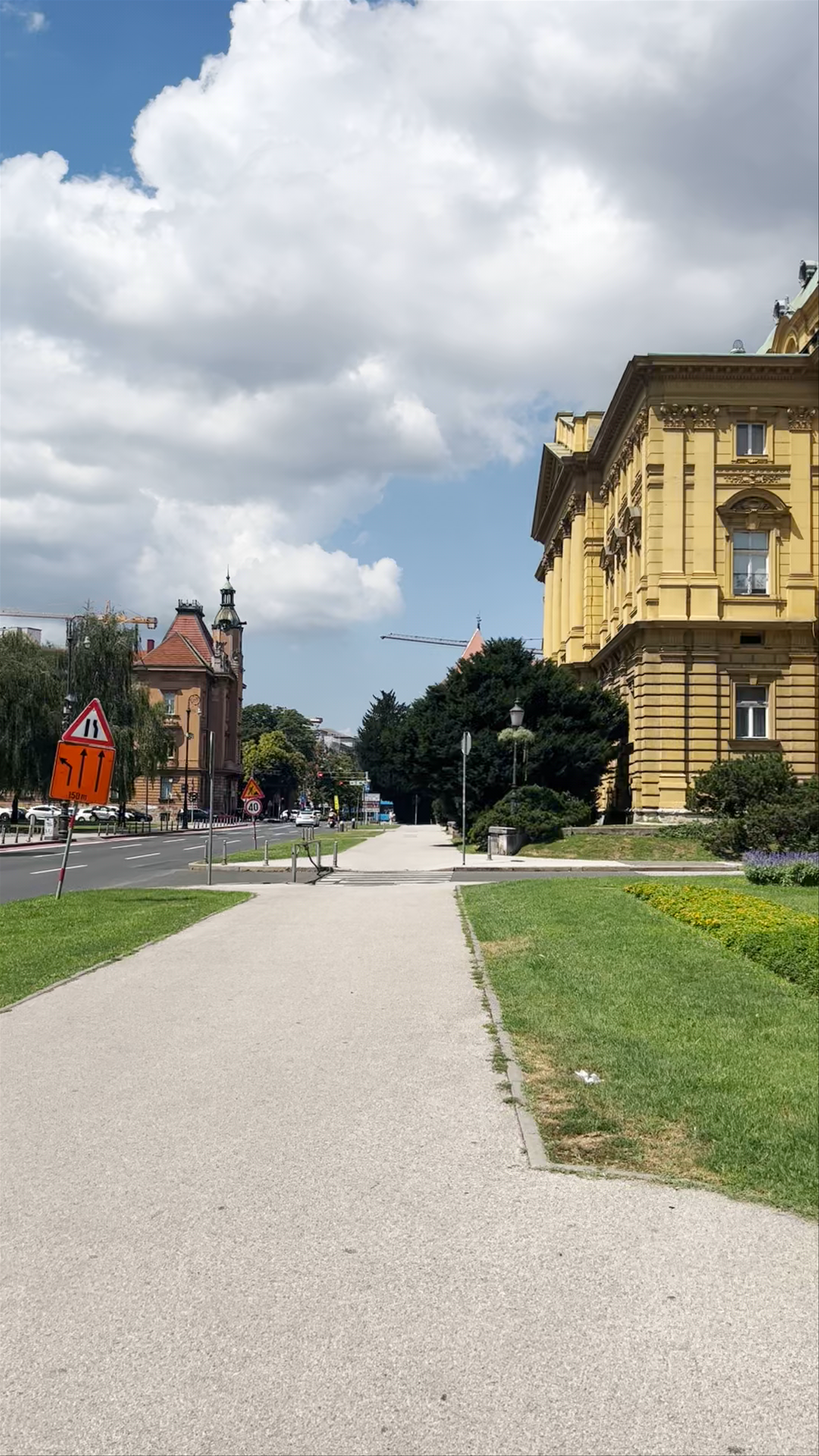 Teatro Nacional Croata: A Stunning Architectural Gem in Zagreb