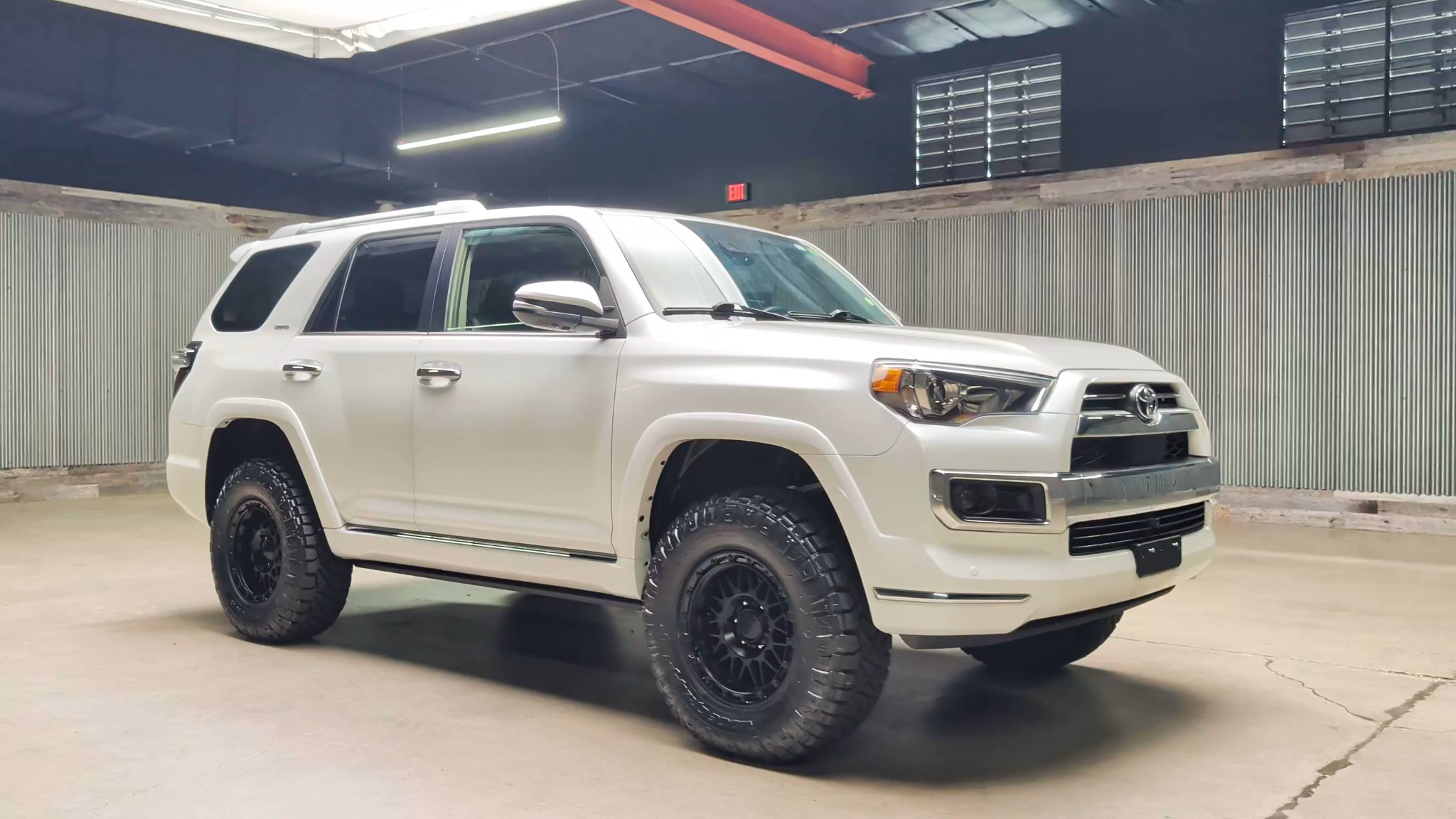 Lifted Trucks - #T33807 - 2024 Toyota 4Runner Limited