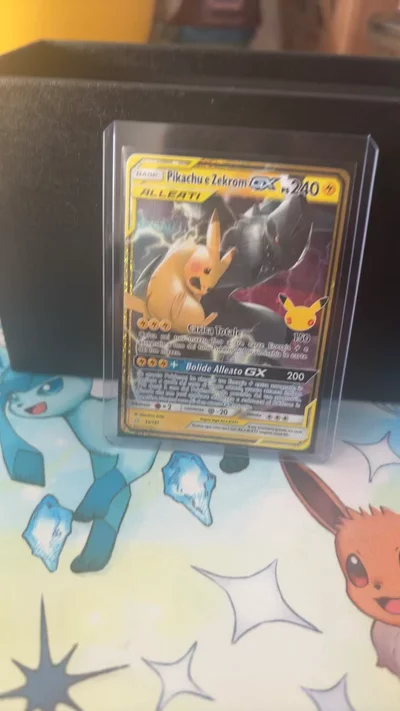 Pokemon Pikachu & Zekrom GX 33/181 imagen 1