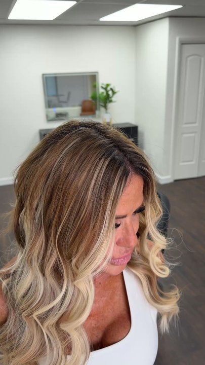 Modern Beauty Bar - Hair Salons Near Me - Green Valley, Arizona