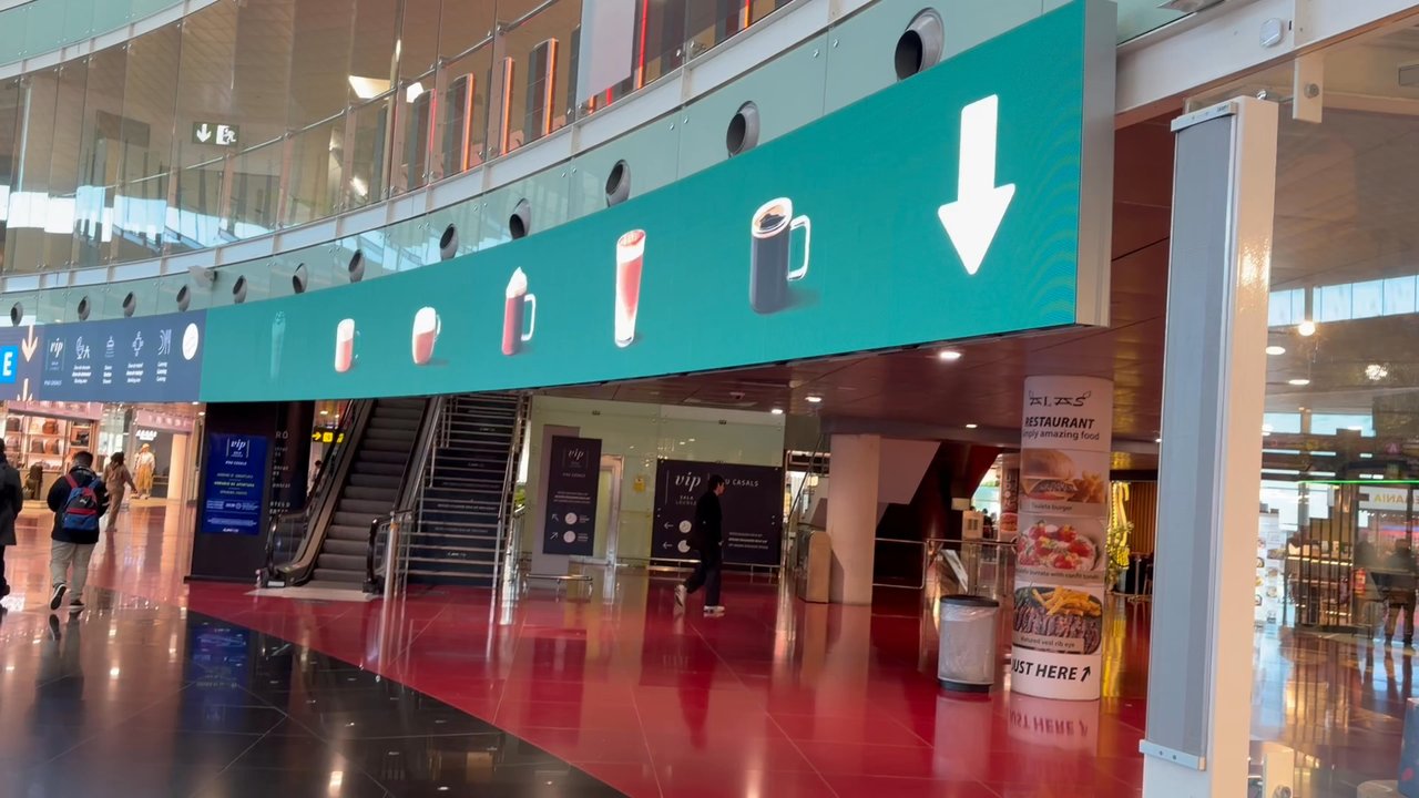 El-Prat Terminal 1 - Airport Terminals Near Me - El Prat de Llobregat, B