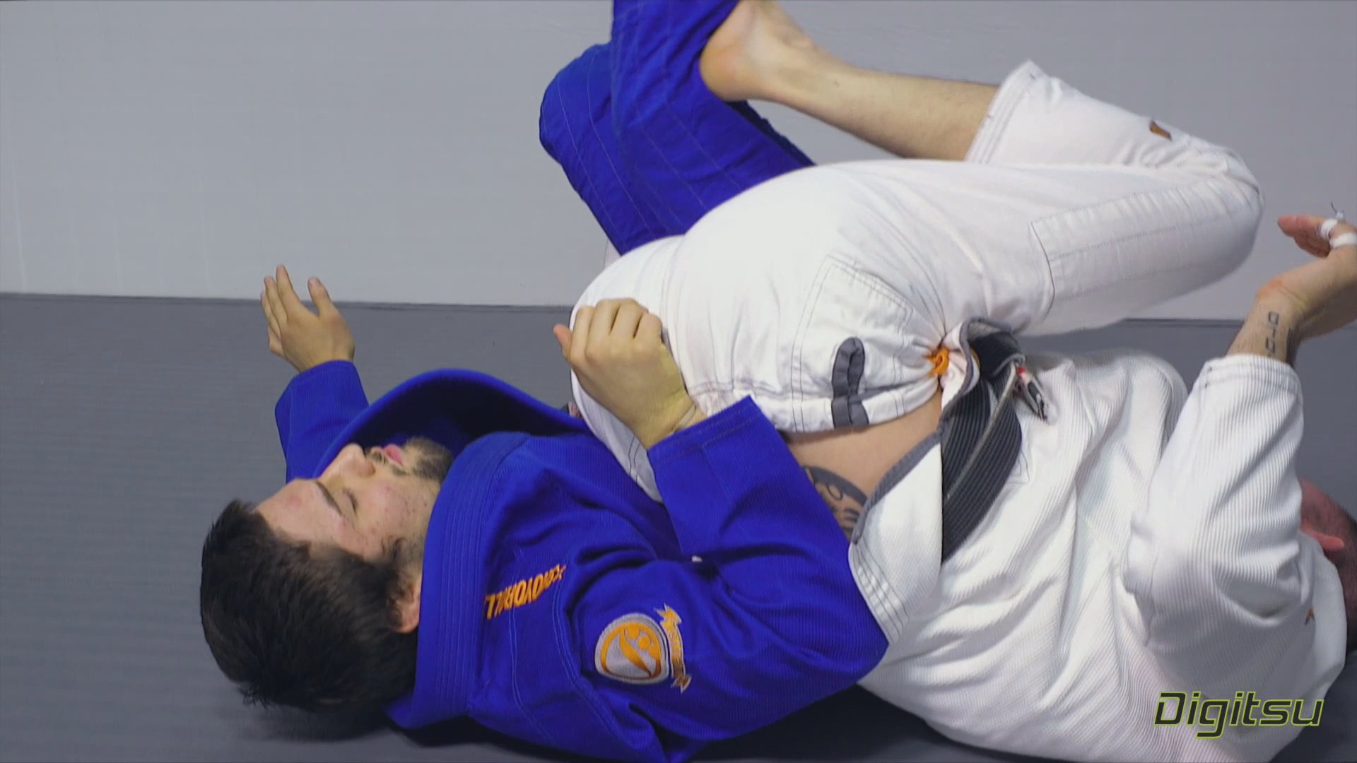 Leg Bundle Upa Berimbolo