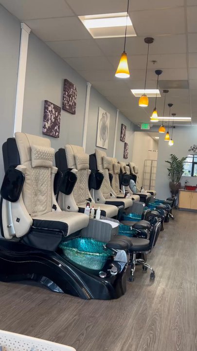 LoGo Nails - Nail Salons Near Me - Rocklin, California