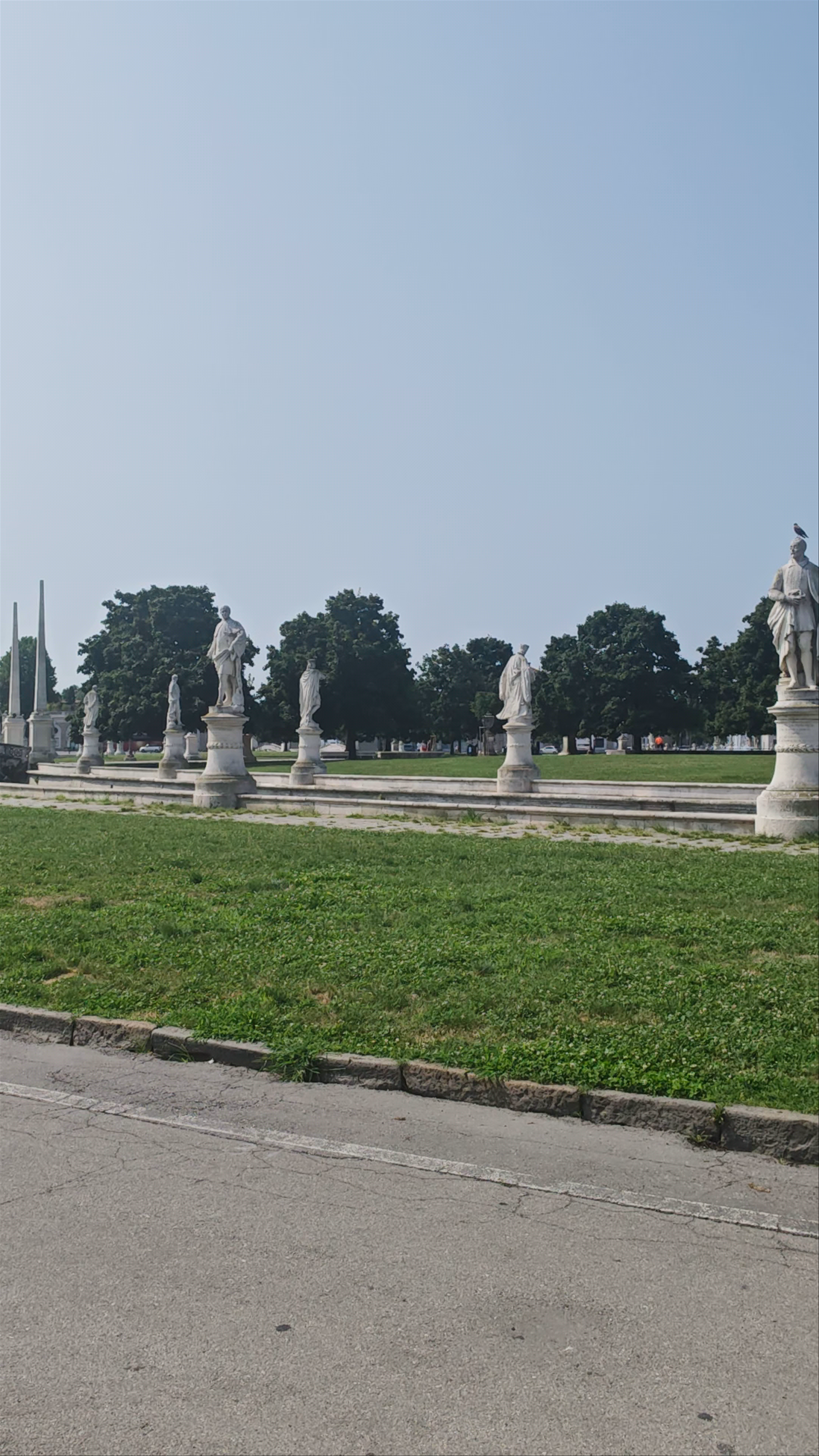Prato della Valle: Padua’s Majestic Historic Square