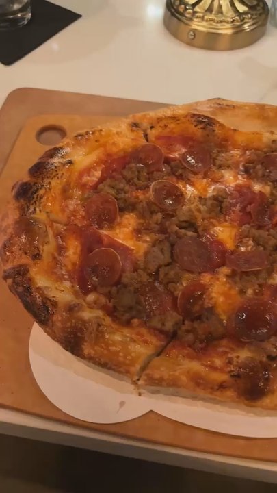 Humble Bistro - Maximus pizza - Italian Near Me - Phoenix, Arizona