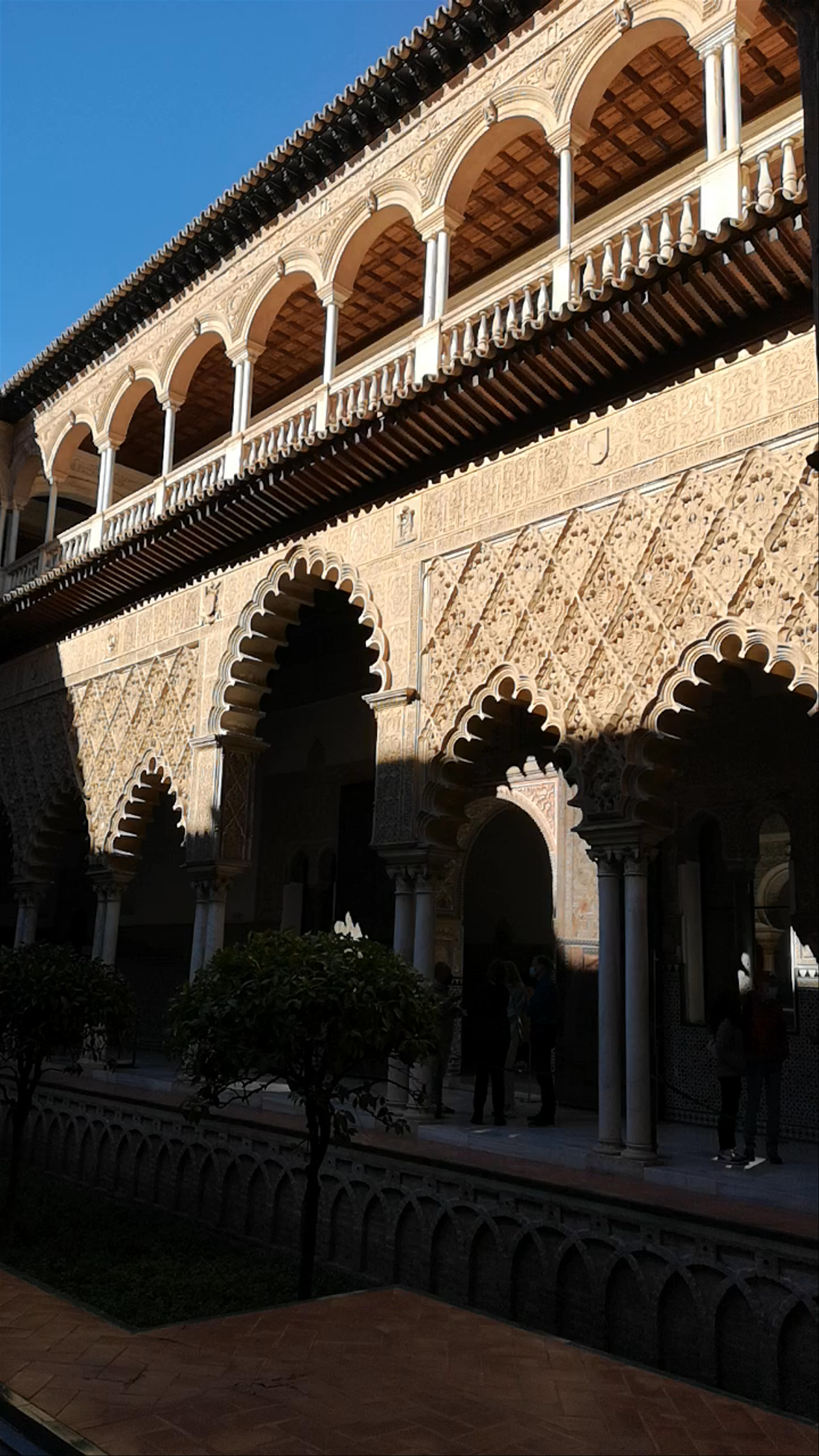 Palacio Mudéjar de Pedro I: Architectural Jewel of Seville