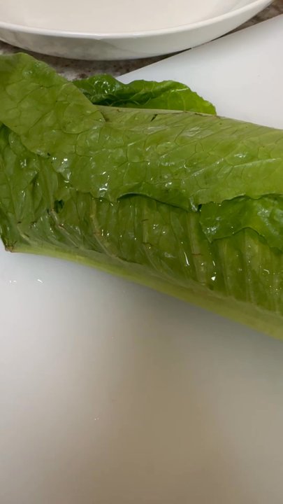 Albertsons - Bug infested romaine - Grocery Near Me - Alhambra, California