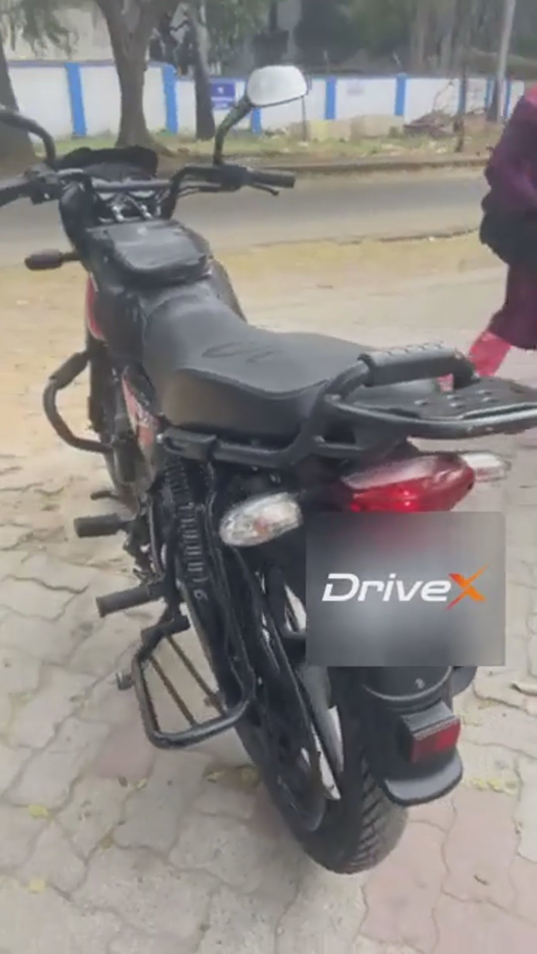 Walk-around video thumbnail