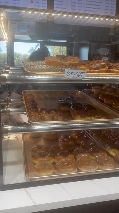Lavon Donuts & Pizza - Donuts Near Me - Princeton, Texas