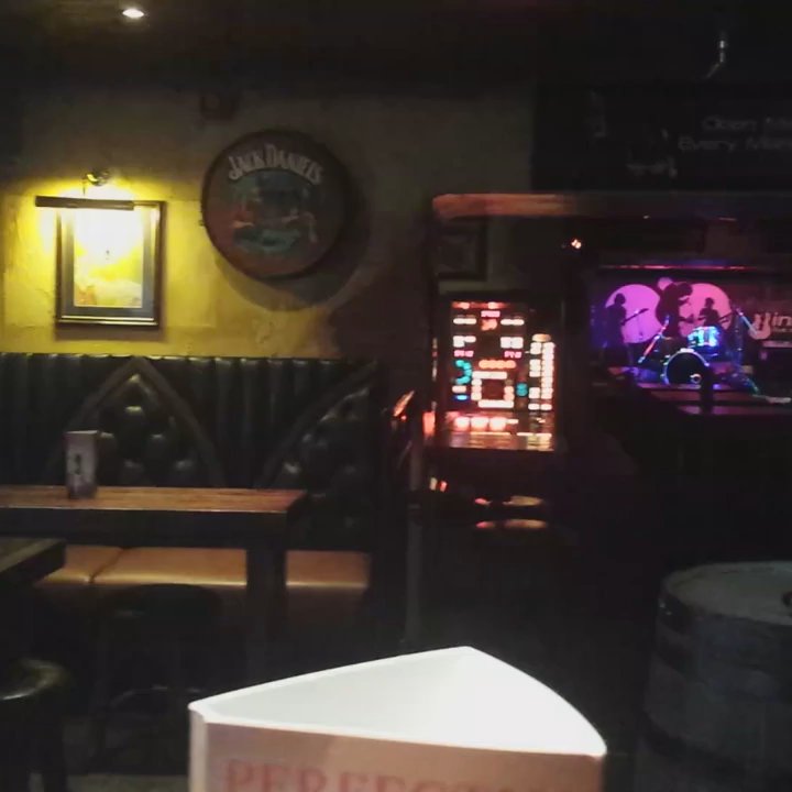 Whistle Binkies - Pubs Near Me - Edinburgh, EDH