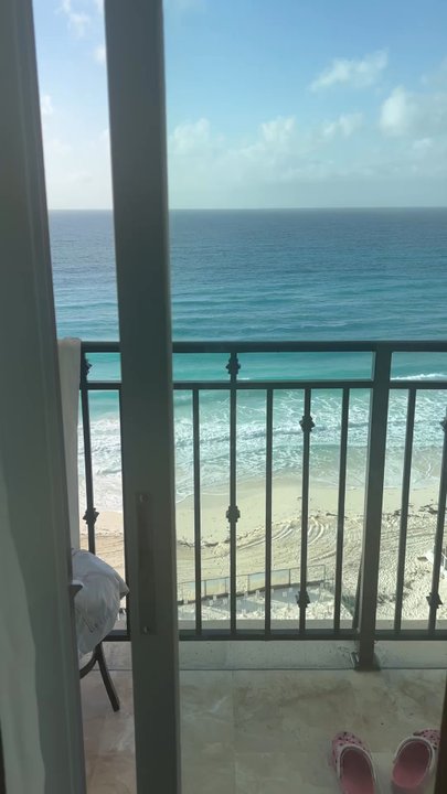 Park Royal Golden - The view from my room! 6th floor - Hotels Near Me - Cancún, ROO