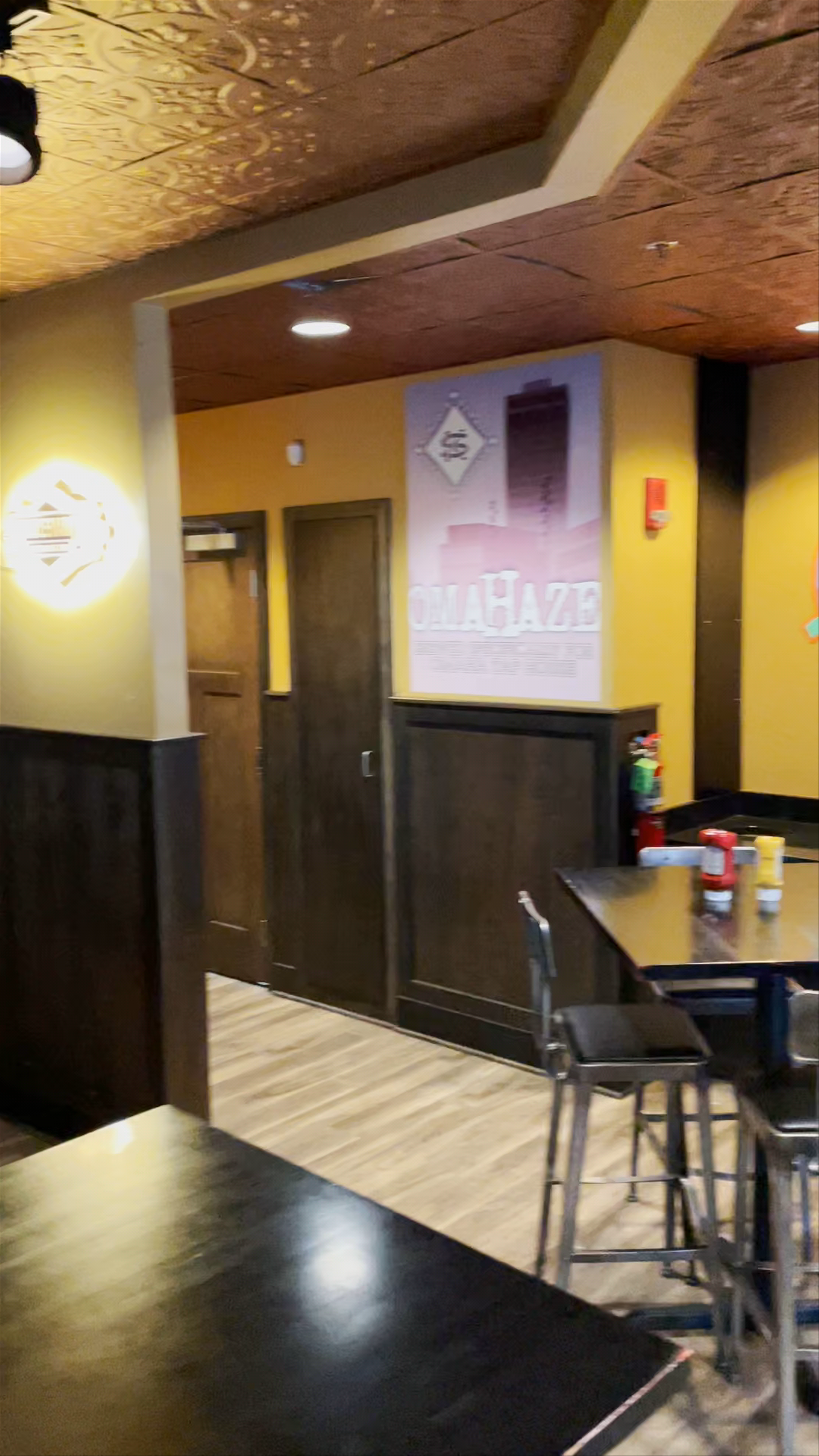 Omaha Tap House: A Cozy Downtown Pub Experience