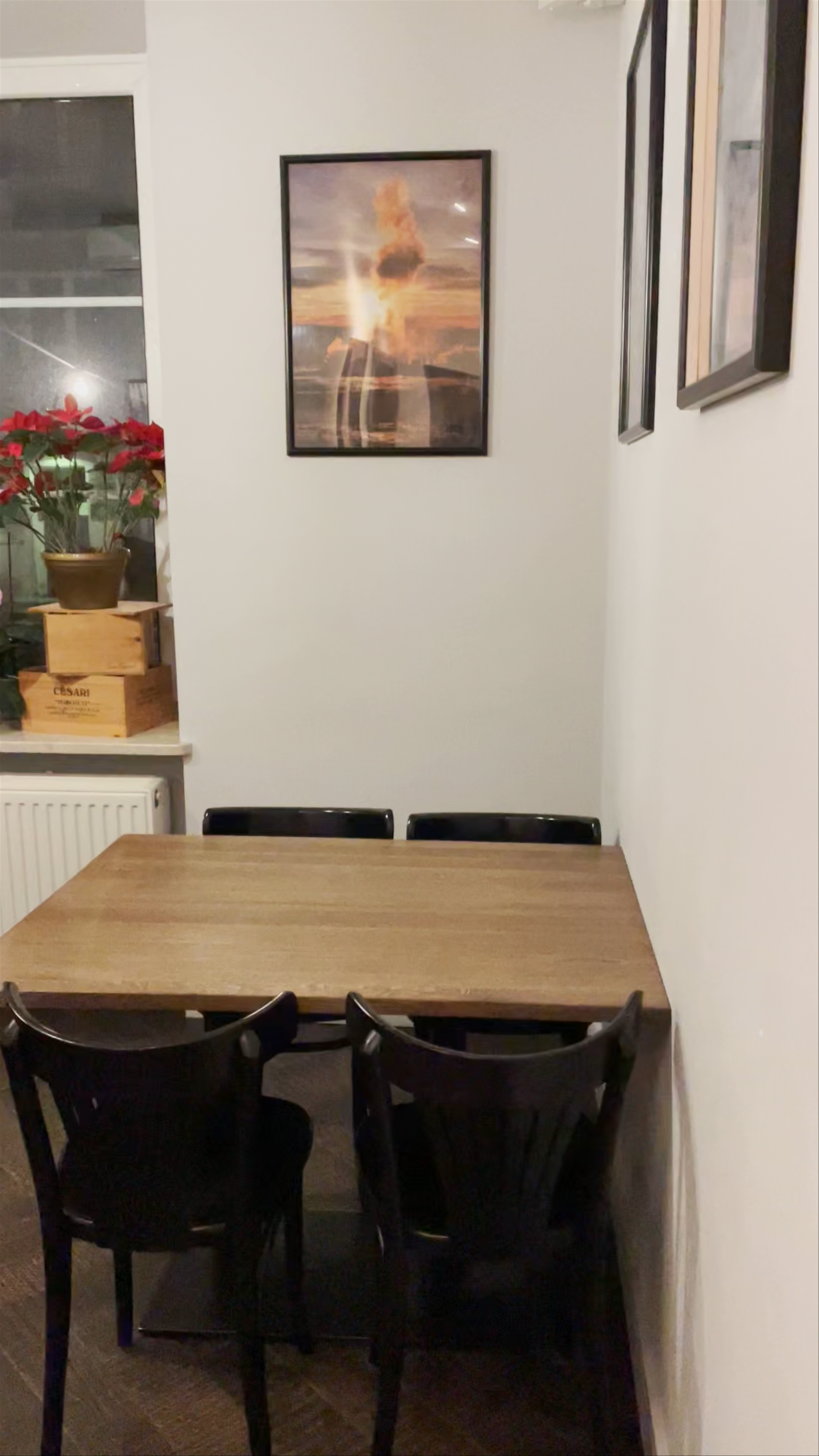 Cafe Mari: Cozy Interior Vibes in Lublin, Poland