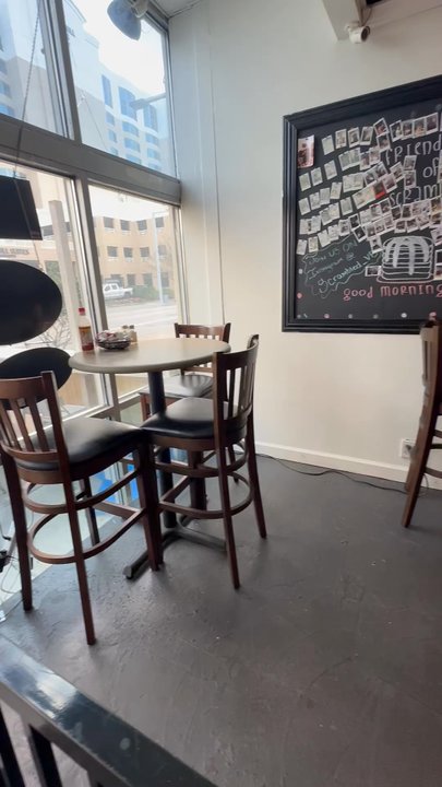Scrambled - Inside - Breakfast & Brunch Near Me - Virginia Beach, Virginia