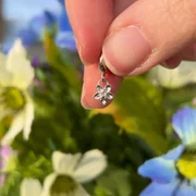 Product video, thumbnail 3 of 6