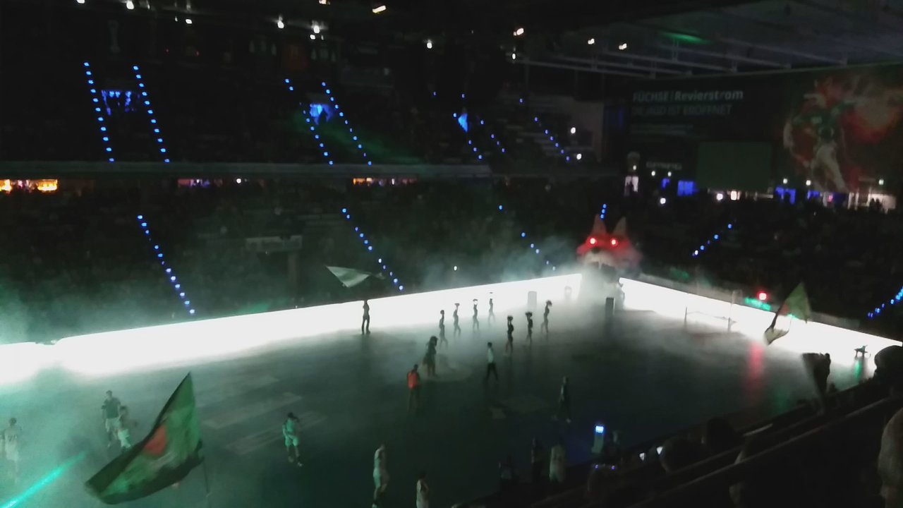 Max-Schmeling-Halle - Stadiums & Arenas Near Me - Berlin, BE
