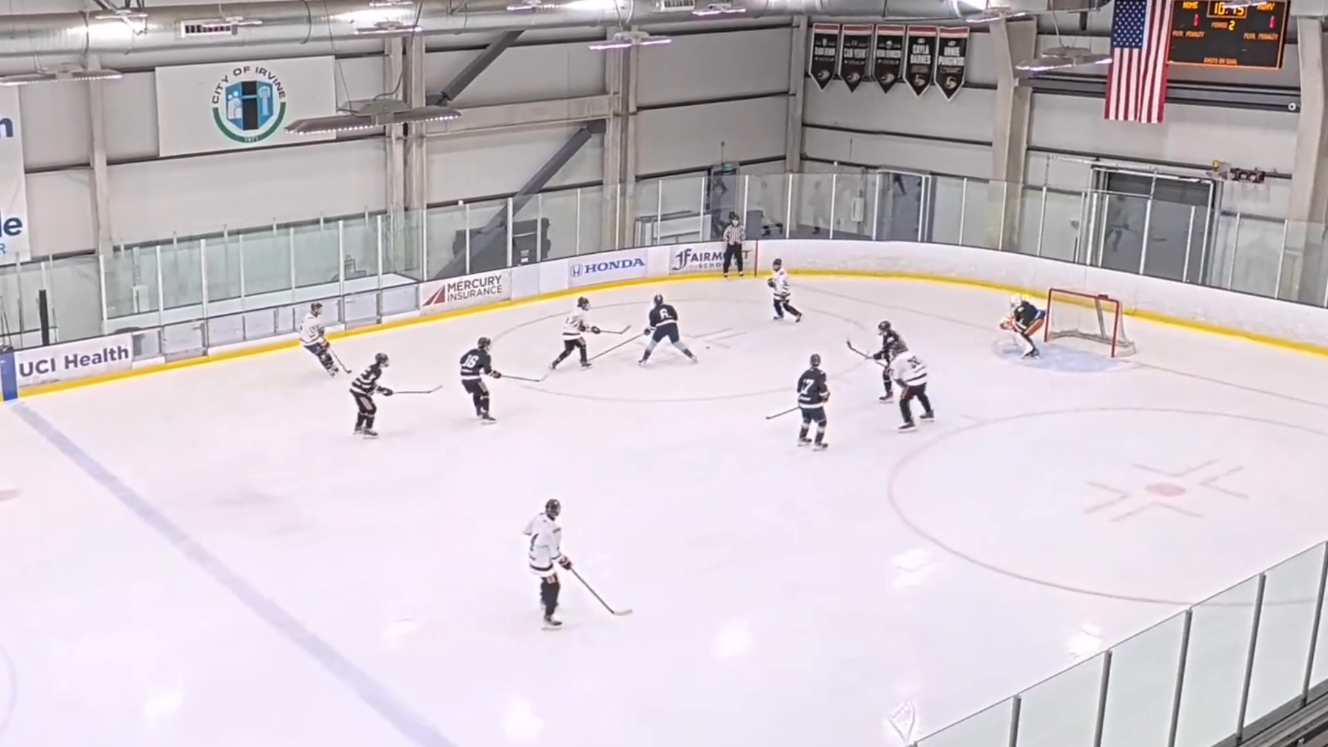 Owen McMillin (#16 White) - Jr Ducks 16AAA scrimmage. Zone entry and offensive pressure ending in a feed to the slot.