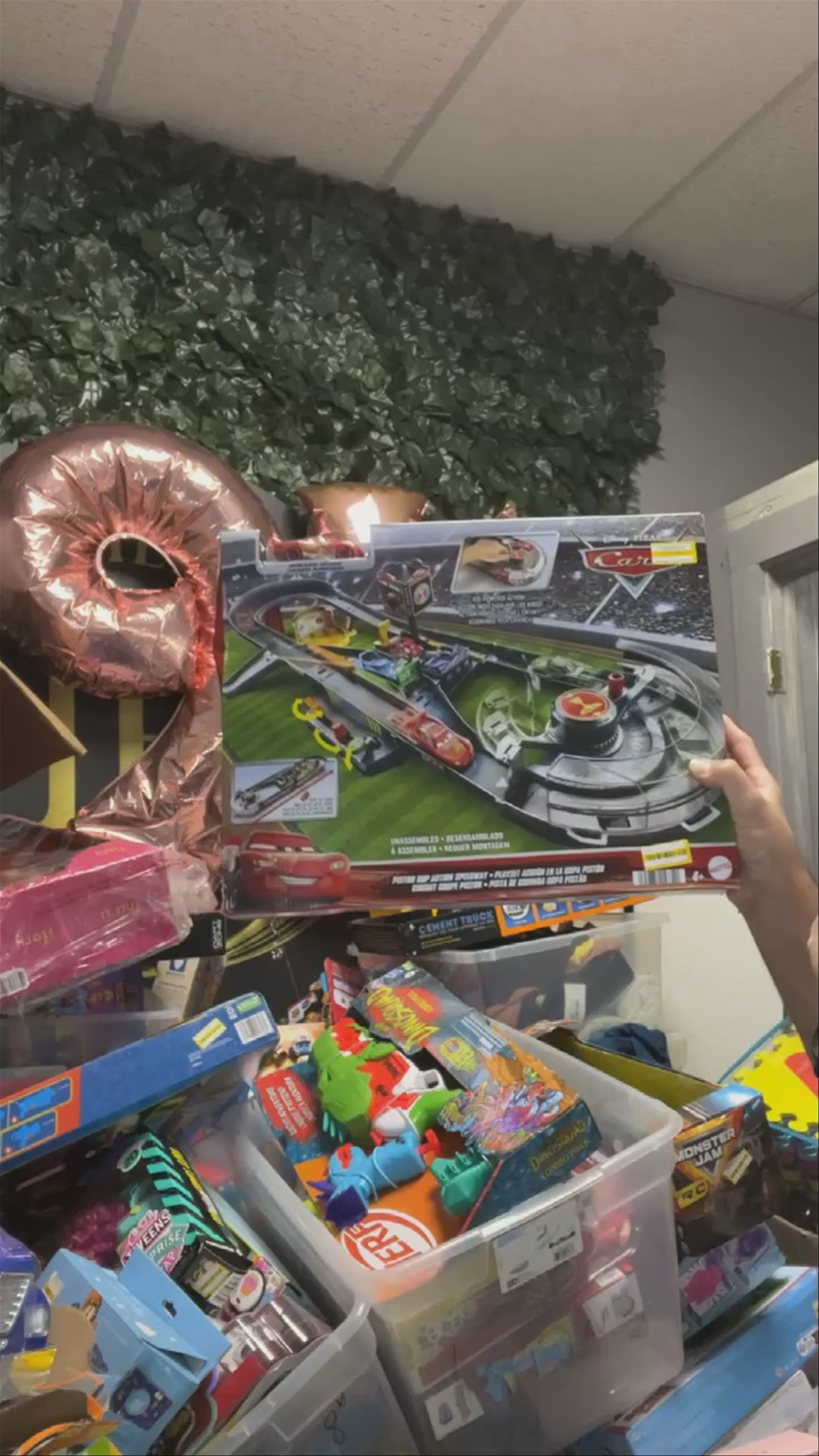 🚨TOYS🚨 $10 dollars start bid🚨 Free shipping🚨Target