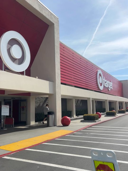 TARGET - Updated July 2026 - 696 Photos & 421 Reviews - 12100 Harbor ...