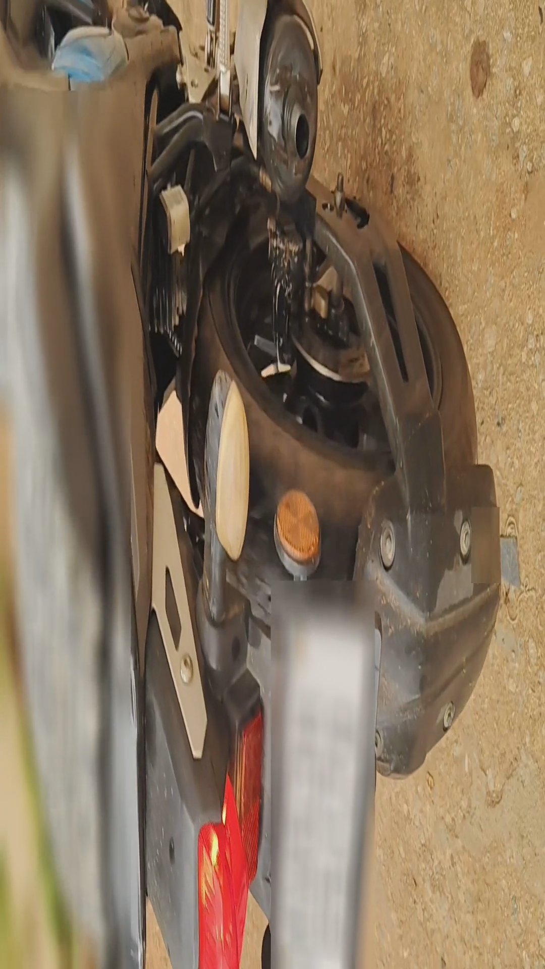 Walk-around video thumbnail