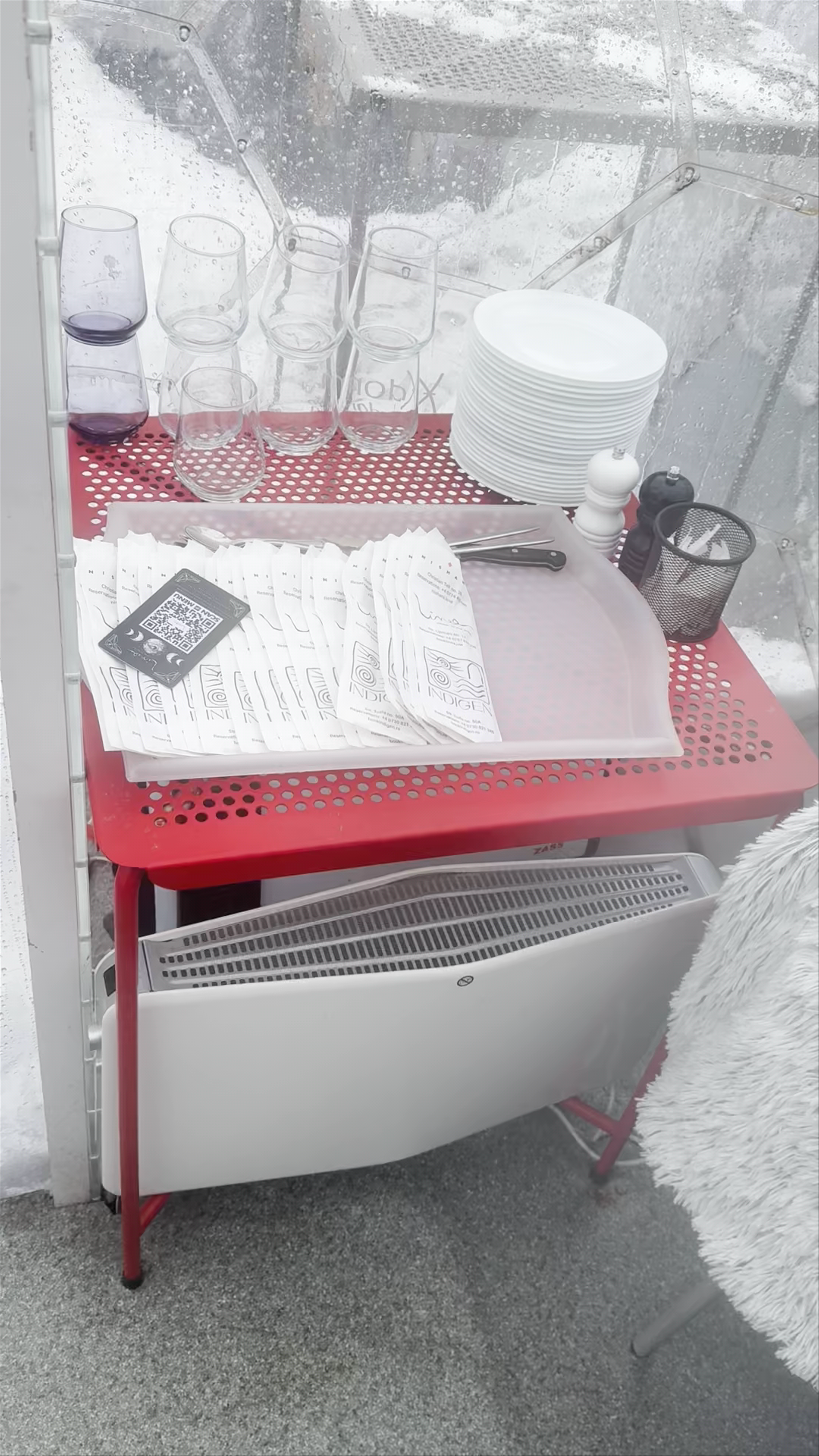 Linea | Closer To The Moon