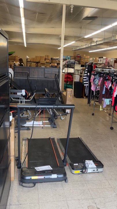 TrendingHi - Inside store view - Baby Gear & Furniture Near Me - El Monte, California