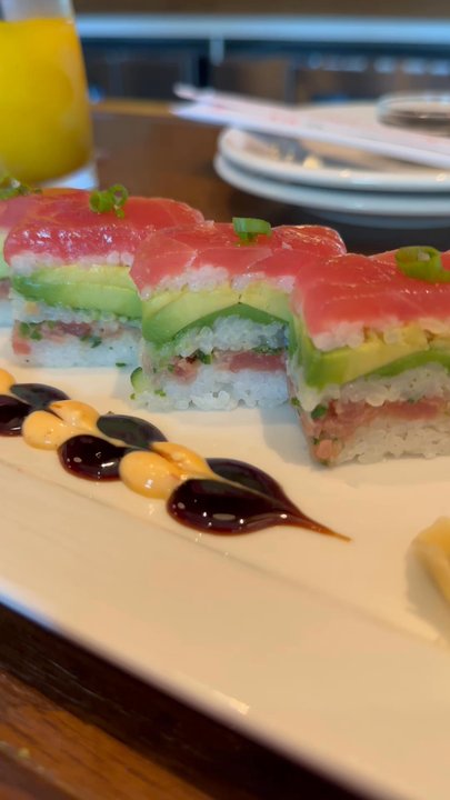 Huddy’s - Tuna. - Gastropubs Near Me - Redondo Beach, California