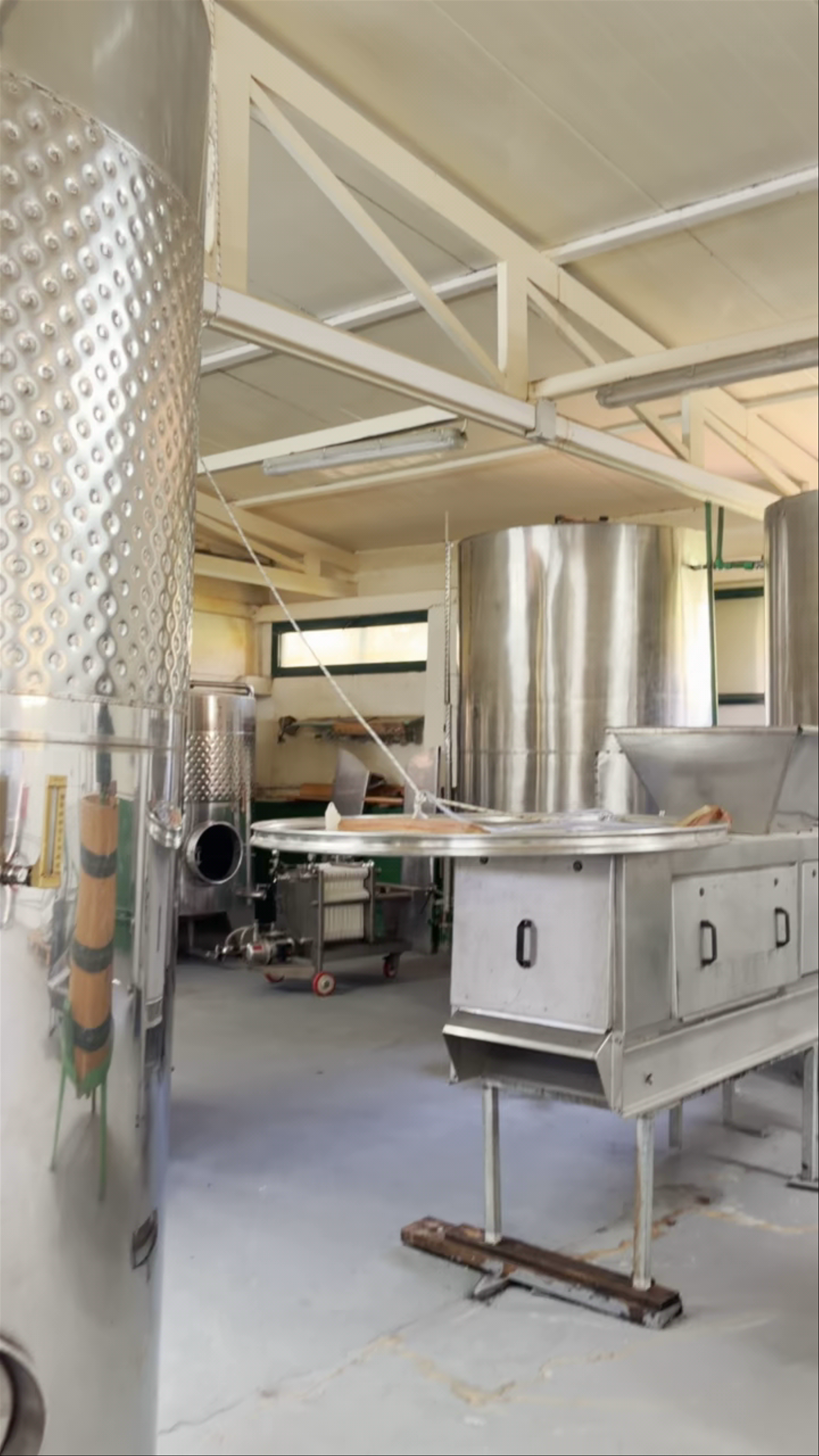 Winery ‘Isichi Ampelones’