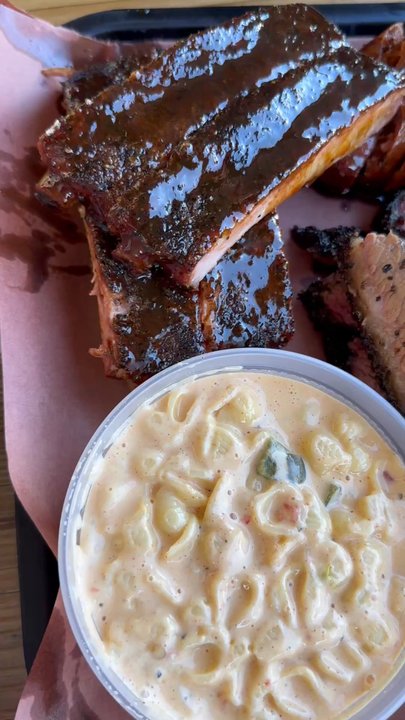 la Barbecue - Barbeque Near Me - Austin, Texas