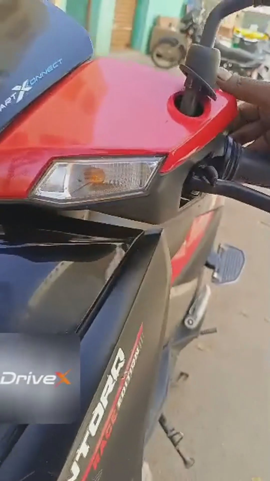 Walk-around video thumbnail