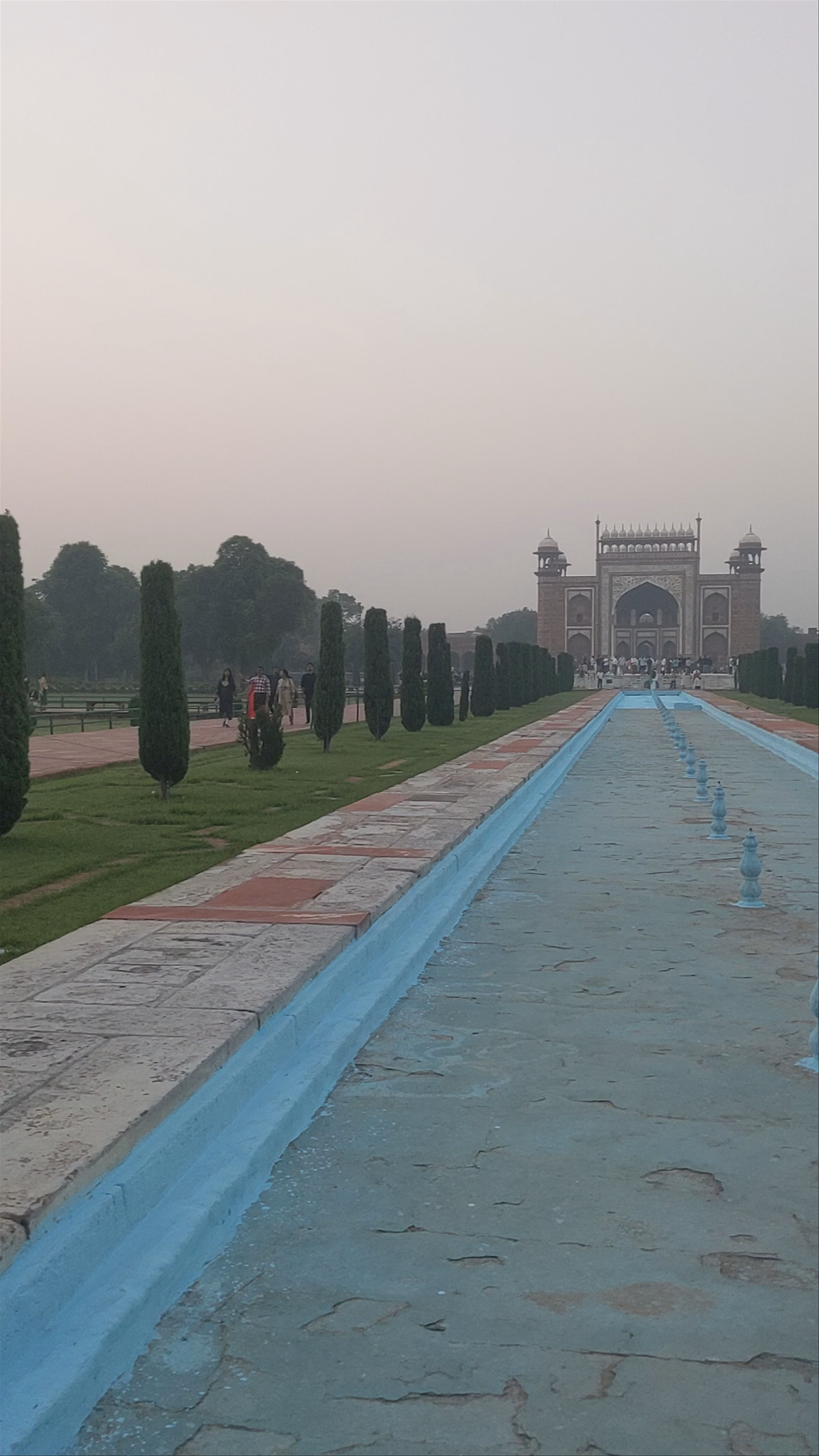 Taj Mahal Tower: Sunset Serenity by the Gateway in Mumbai