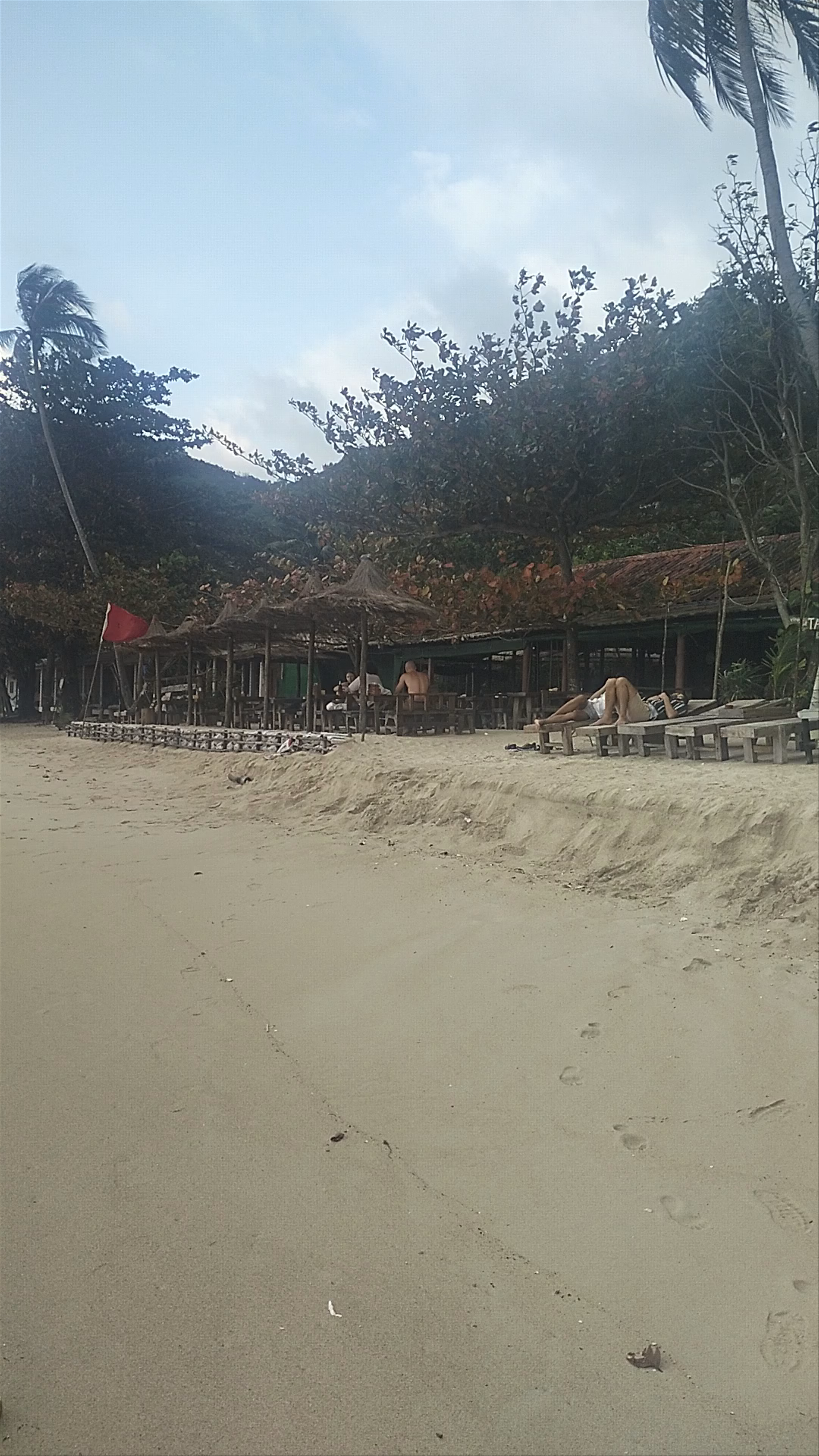 Bottle Beach Serenity: Hidden Tropical Escape in Ko Pha-ngan, Thailand