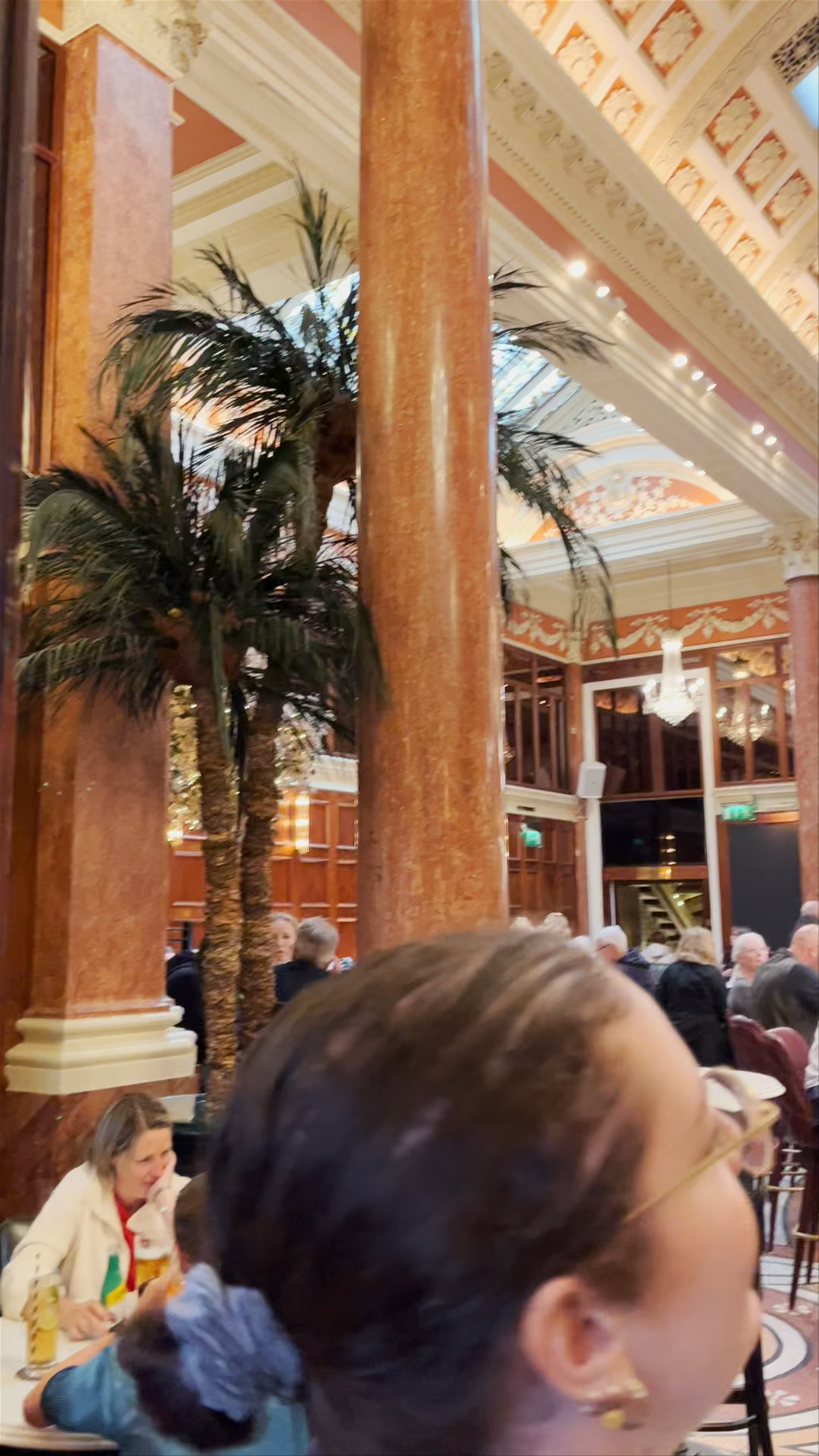 The Bank on College Green: Dublin’s Historic Pub Experience