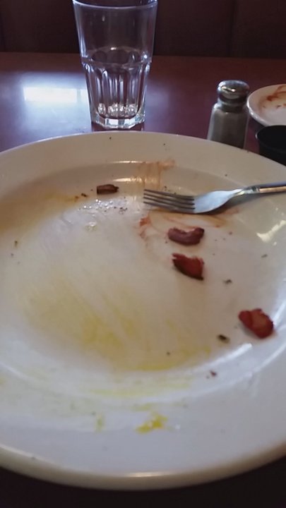 Spoons Diner - Empty plate says it all - Breakfast & Brunch Near Me - Victoria, British Columbia