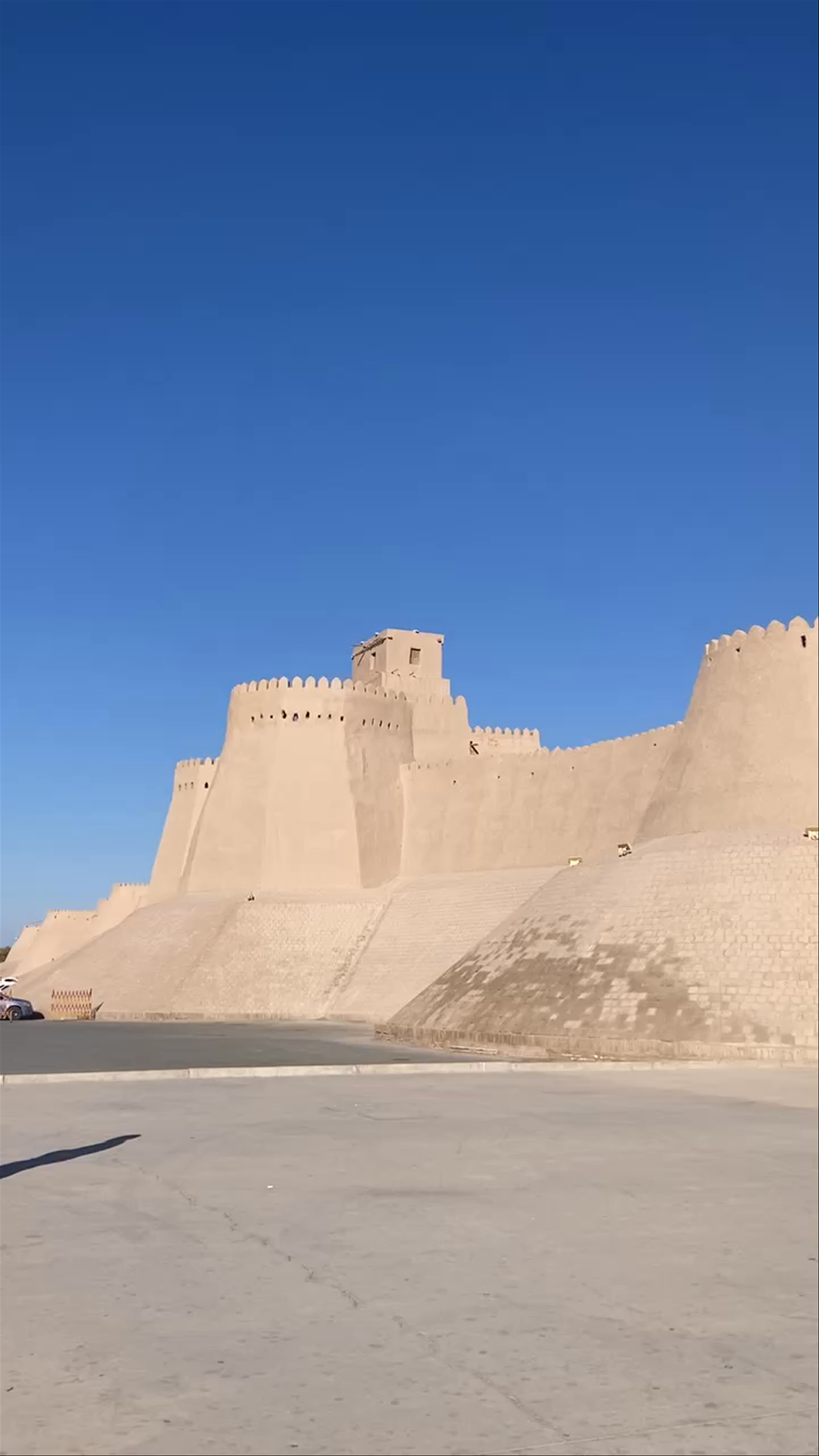 Itchan Kala West Gate: Majestic Fortress in Khiva, Uzbekistan