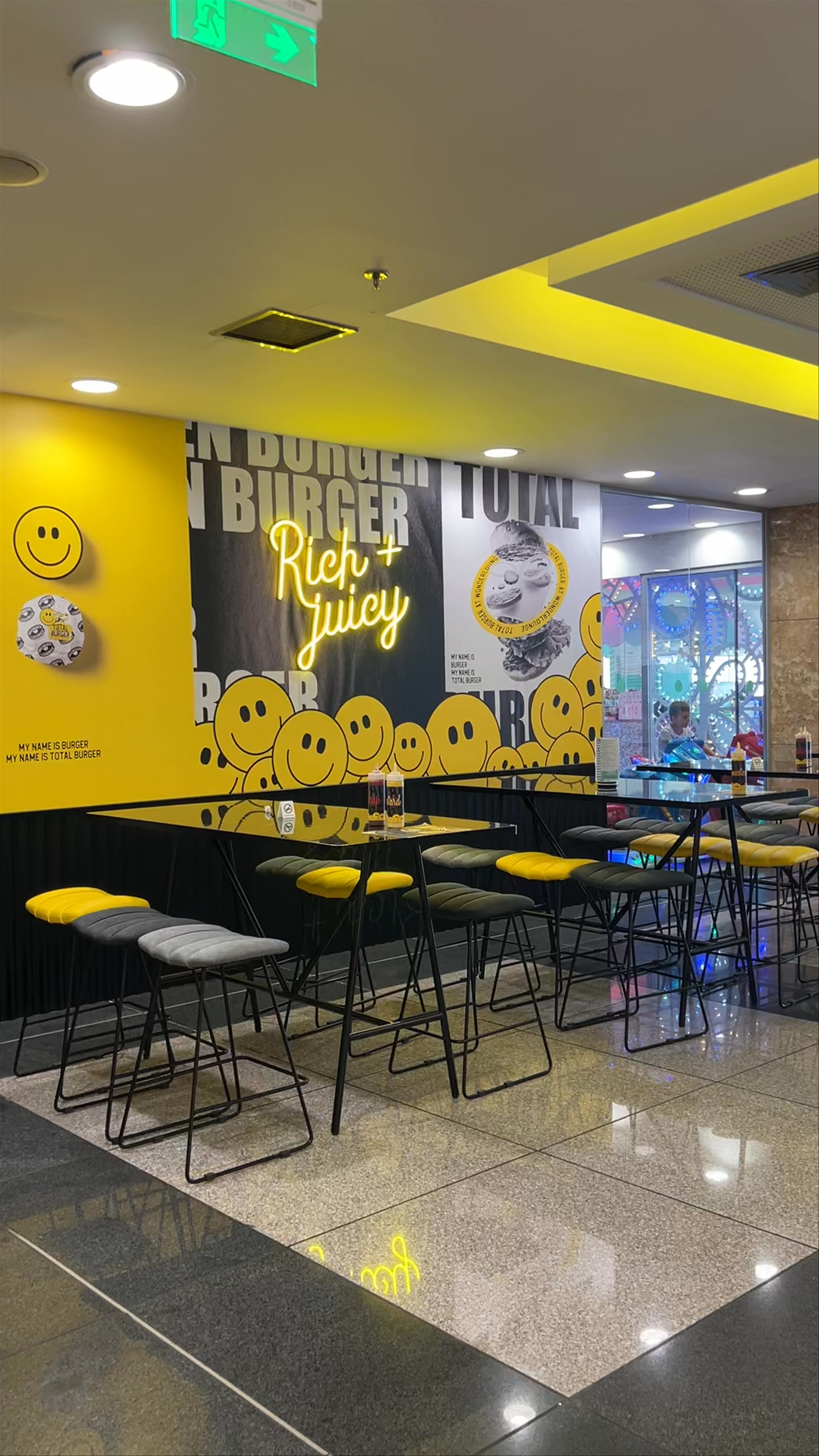 Wonder Lounge