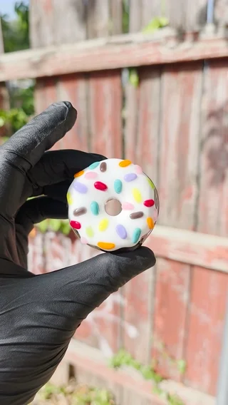 Preview pic of KGB Donut Chillum