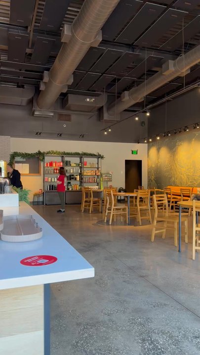Starbucks - 2025 dec - nice and spacious - Coffee & Tea Near Me - Orlando, Florida