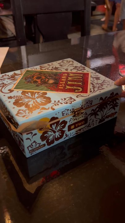 Fuego Latino Gastropub - Cuban sliders come in a Cuban cigar box. - Latin American Near Me - Georgetown, Texas