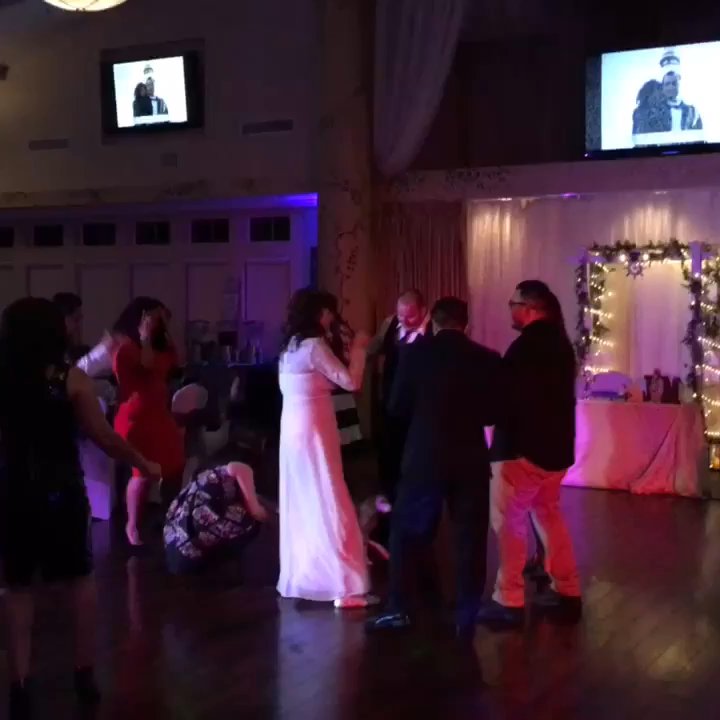 Adagio Bella Gardens - Dancin :) - Venues & Event Spaces Near Me - Oxnard, California