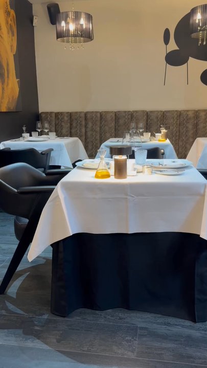 Table de Mus - French Near Me - Brussels, BRU