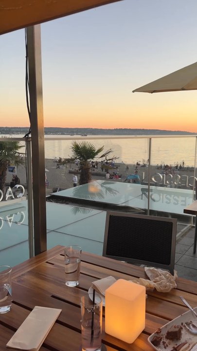 Cactus Club Cafe - View 10/10 - Canadian (New) Near Me - Vancouver, British Columbia